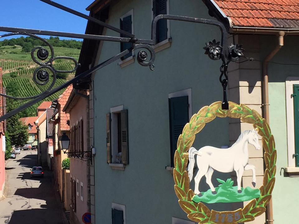 Auberge Du Cheval Blanc Depuis 1785 Westhalten Eksteriør billede