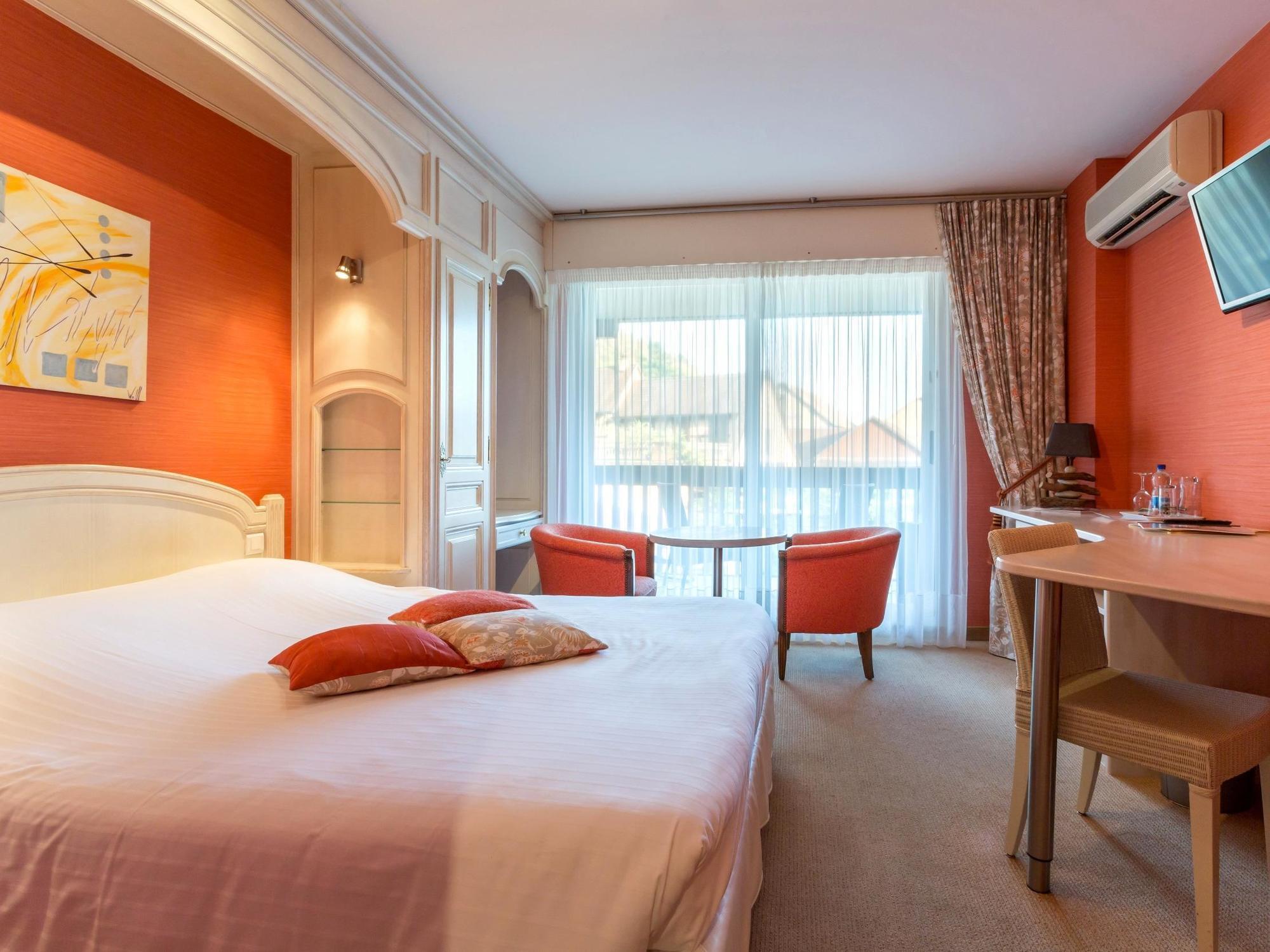 Auberge Du Cheval Blanc Depuis 1785 Westhalten Eksteriør billede